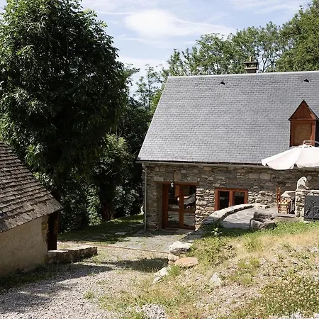 Dom wakacyjny Authentique Grange Renovee 1100 M Altitude Loudenvielle
